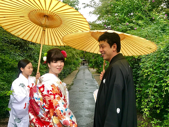 雨にもマケズ・・・梨木神社のご婚礼でした！